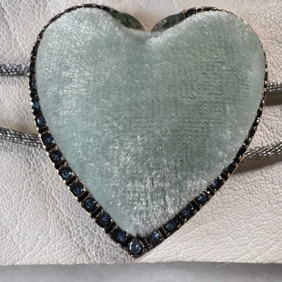 Free People Velvet Heart Choker Sage Green NWT Coquette Dainty Blue Rhinestones💙 - Picture 2 of 7